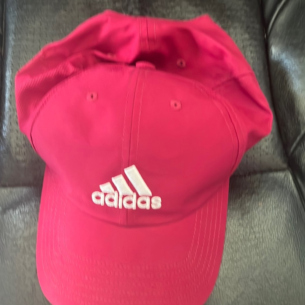Adidas Fairway collection cap